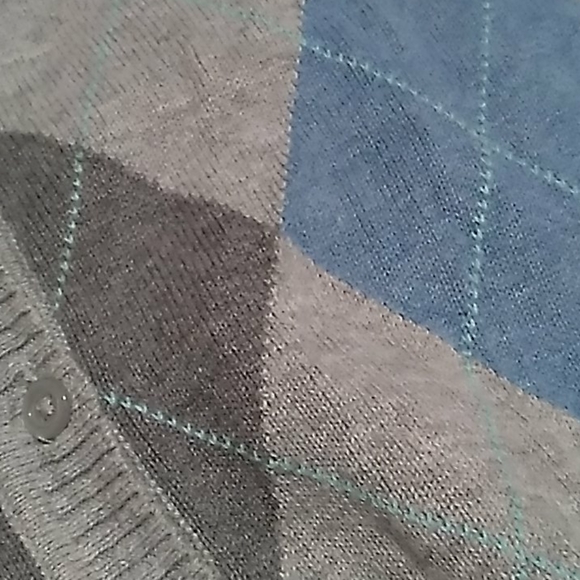 Womens Sweater - Picture 4 of 4